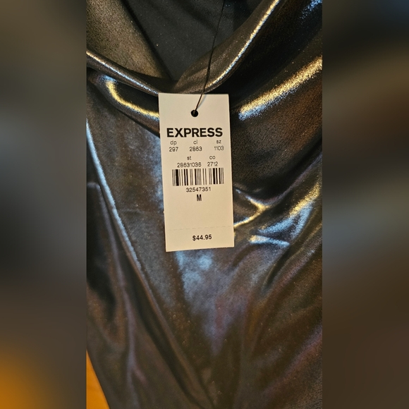 NWT EXPRESS CAMI TOP - SILVER/GRAY/ METALLIC COLOR - Medium - Picture 3 of 3